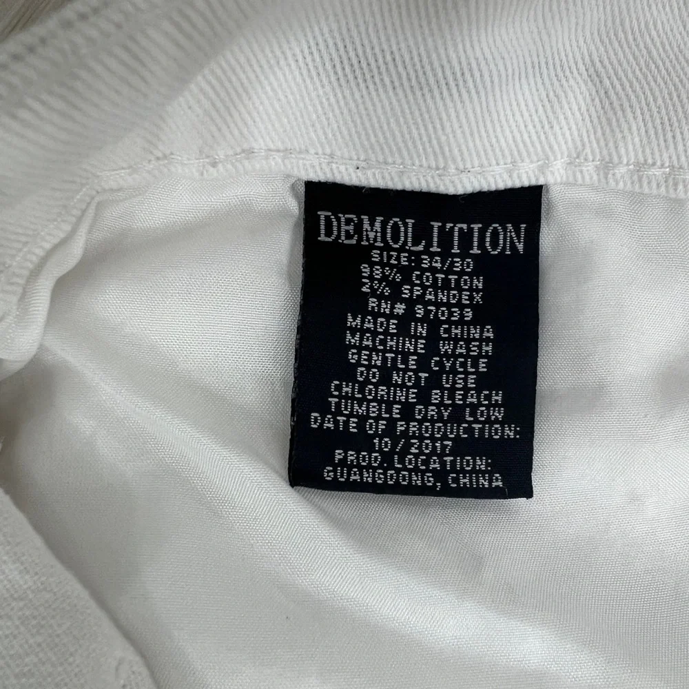 Demolition Men's Relaxed Fit Jeans - White in size 36 Waist 28.5 Inseam Reg Rise